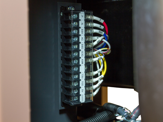 Дизельный генератор Toyo TKV-27TPC с АВР