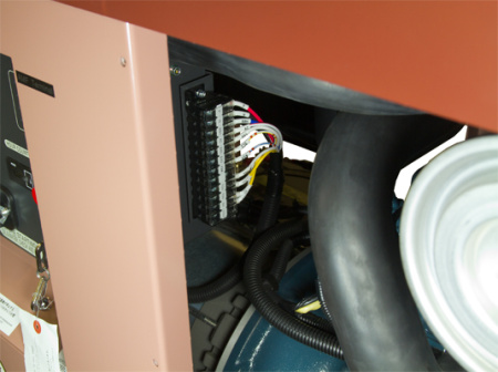 Дизельный генератор Toyo TKV-20TPC с АВР