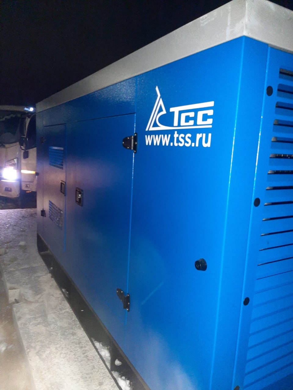 Дизельный генератор ТСС АД-108C-Т400-1РКМ15 108 квт в кожухе доставлен клиенту в Подмосковье Дизельный генератор ТСС АД-108C-Т400-1РКМ15 108 квт в кожухе доставлен клиенту в Подмосковье